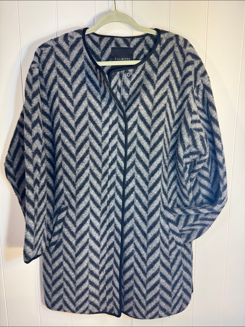 Talbots Gray & Black Chevron Open Cardigan